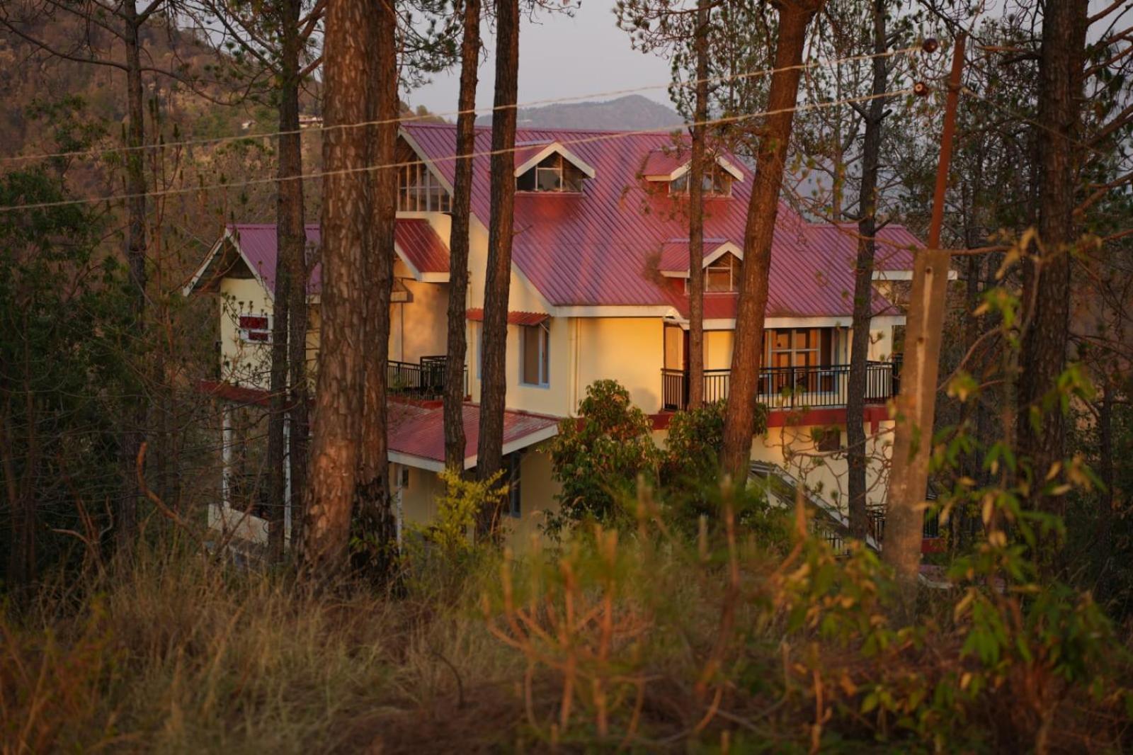 Rainbow Resorts Solan Exterior photo