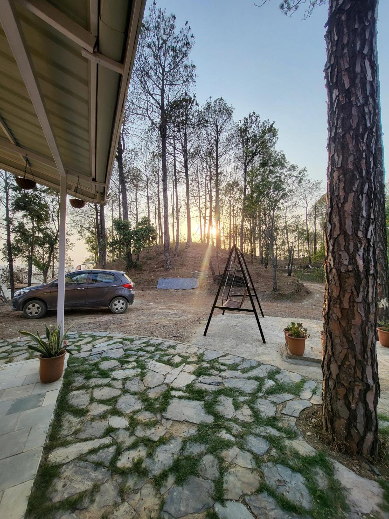 Rainbow Resorts Solan Exterior photo