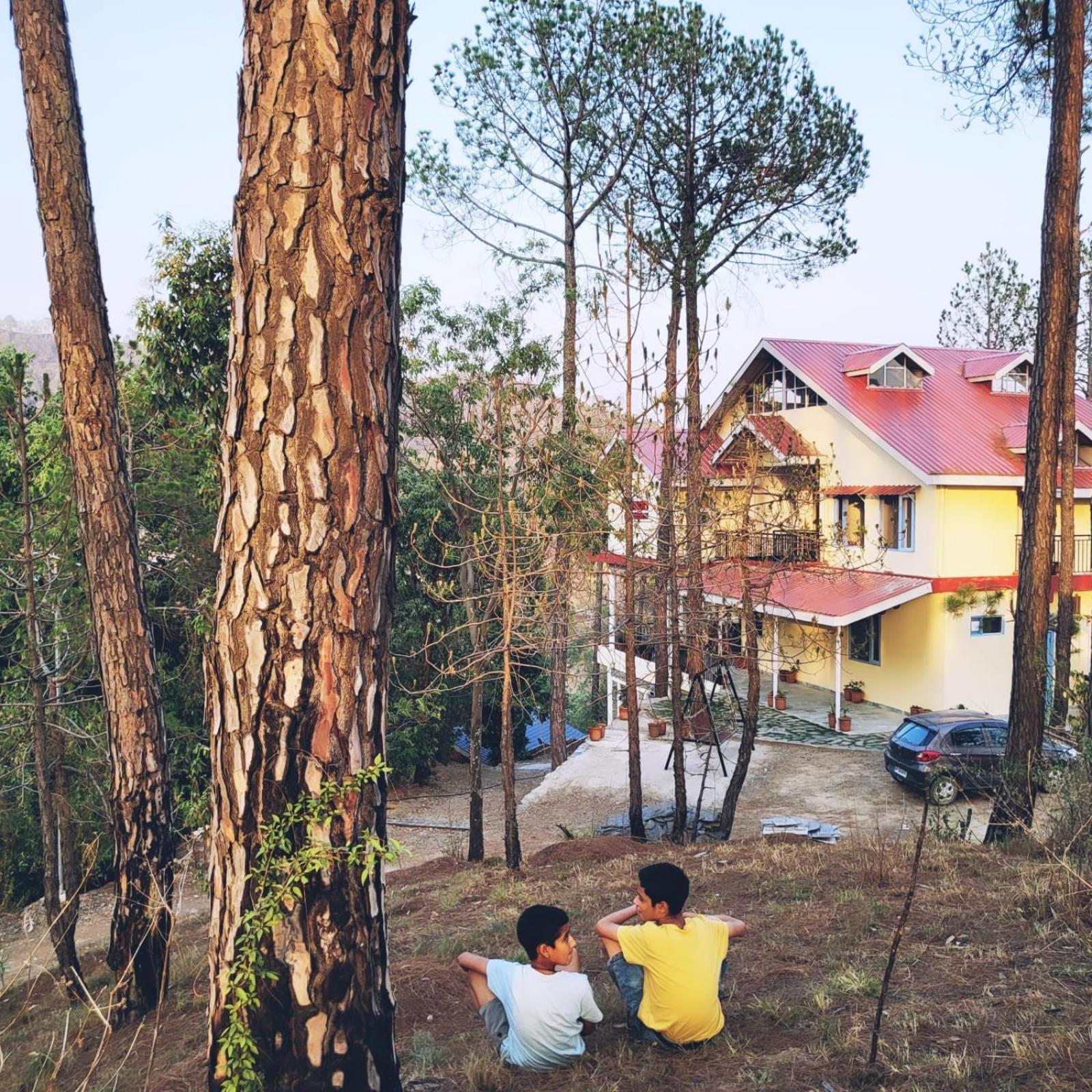 Rainbow Resorts Solan Exterior photo
