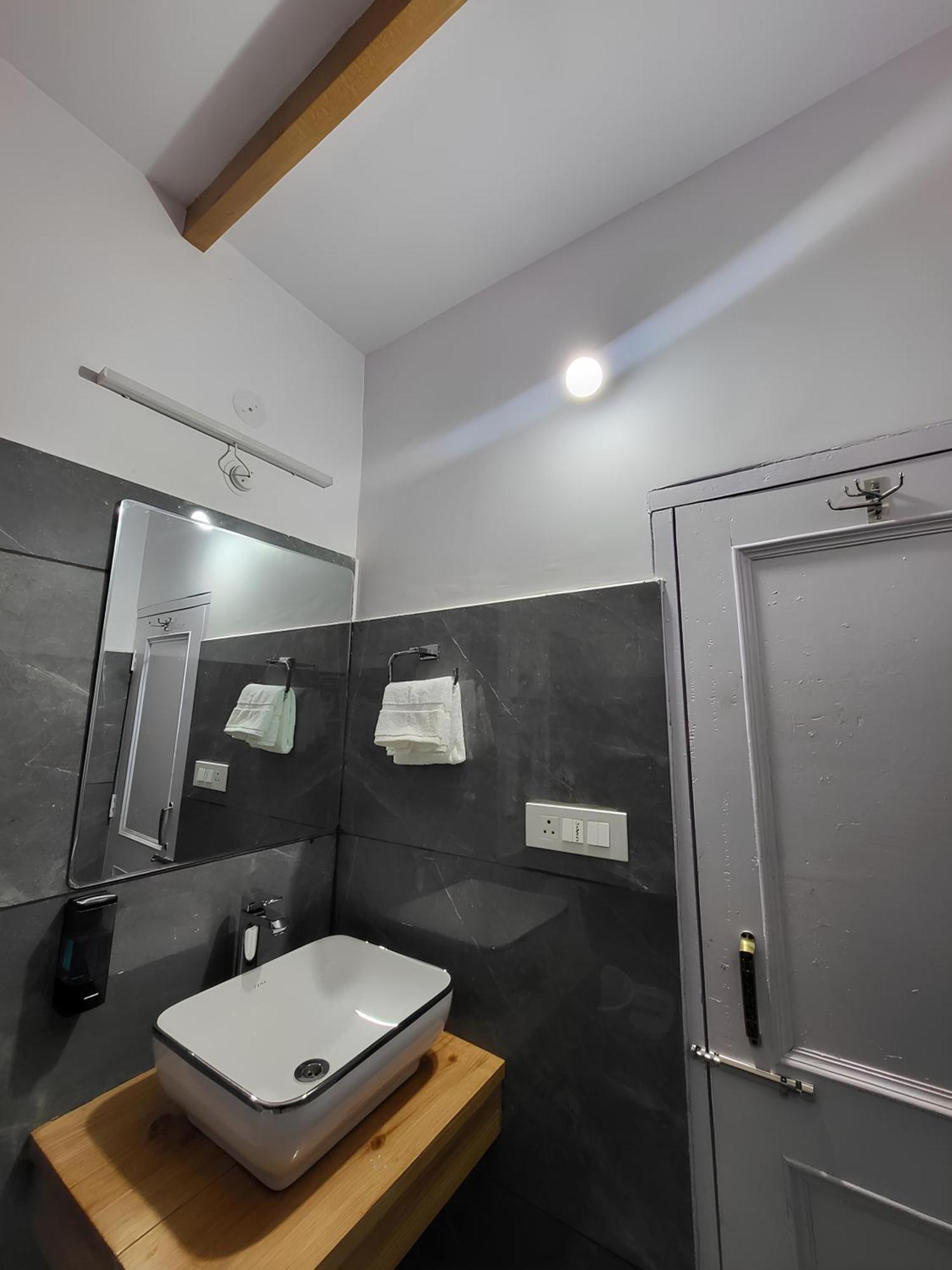 Rainbow Resorts Solan Room photo